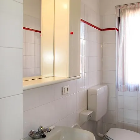 Camping Solarium 240s Apartment Domaso